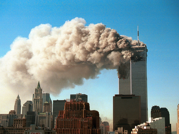 Террористические атаки на Башни-Близнецы 11 сентября 2001 год