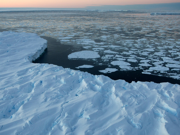 Таяние ледников на территории Антарктики
